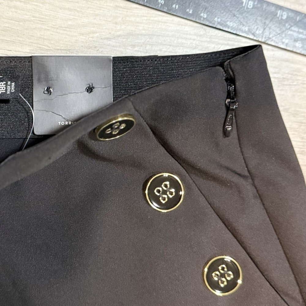 torrid Black Wide-Leg Sailor-Inspired Pants with Gold Buttons - Picture 4 of 10